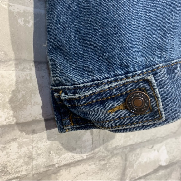 WAX JEAN. DENIM JACKET. FLORAL EMBROIDERY. 100% COTTON. MEDIUM WASH. SZ MEDIUM - Picture 10 of 11